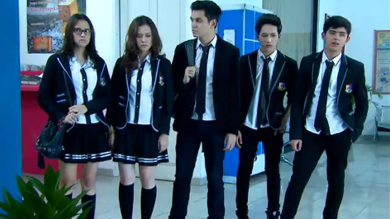 Nonton Sinetron Ganteng-Ganteng Serigala Episode 17 | Vidio