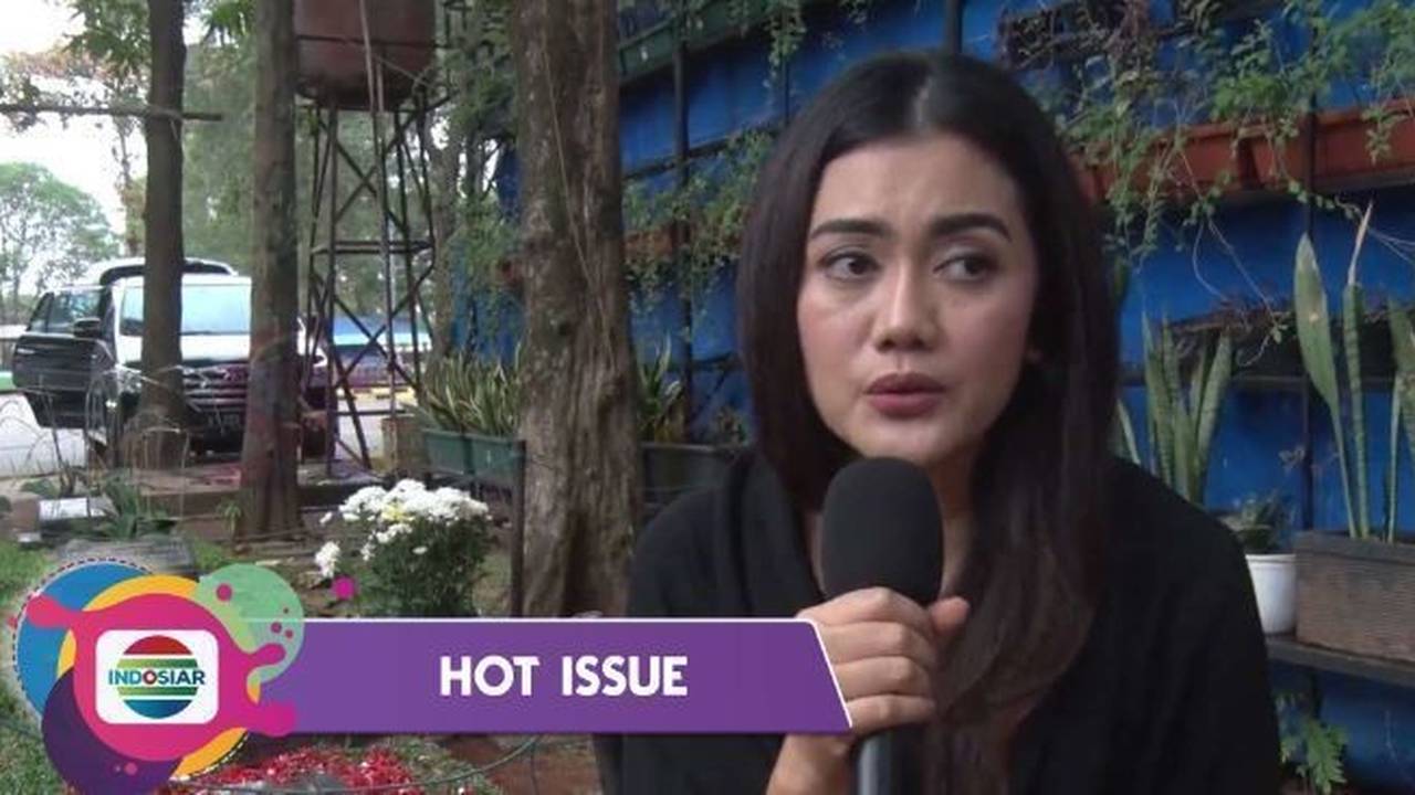 Streaming Hot Issue Anggi Nyekar ke Makam Jupe Apakah  