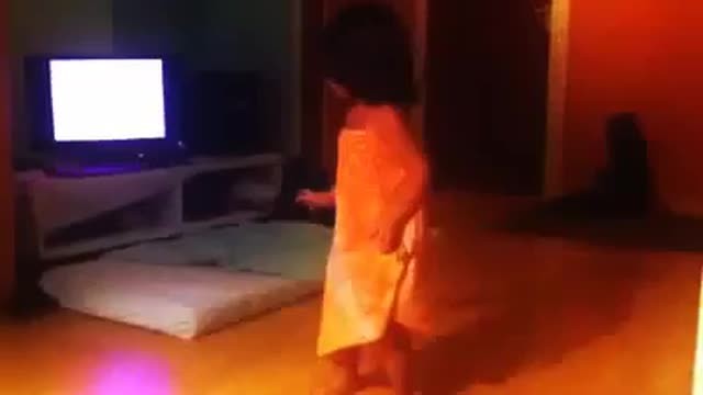 Download Video  Lucu Anak Kecil Joget  Dangdut Jaran Goyang