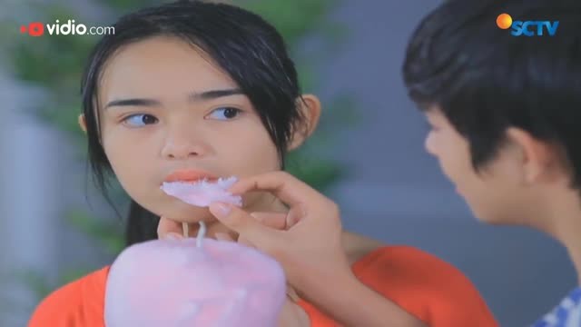 Streaming Cute Moment Ariel Dan Erick Di Mermaid In Love Vidio