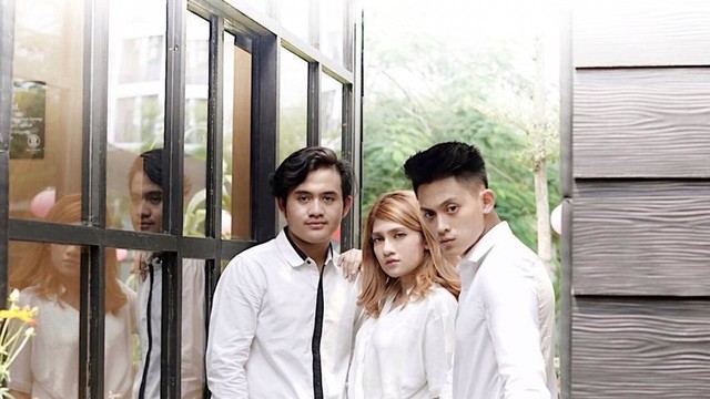 600 Koleksi Hantu Bangku Kosong Cast Terbaik