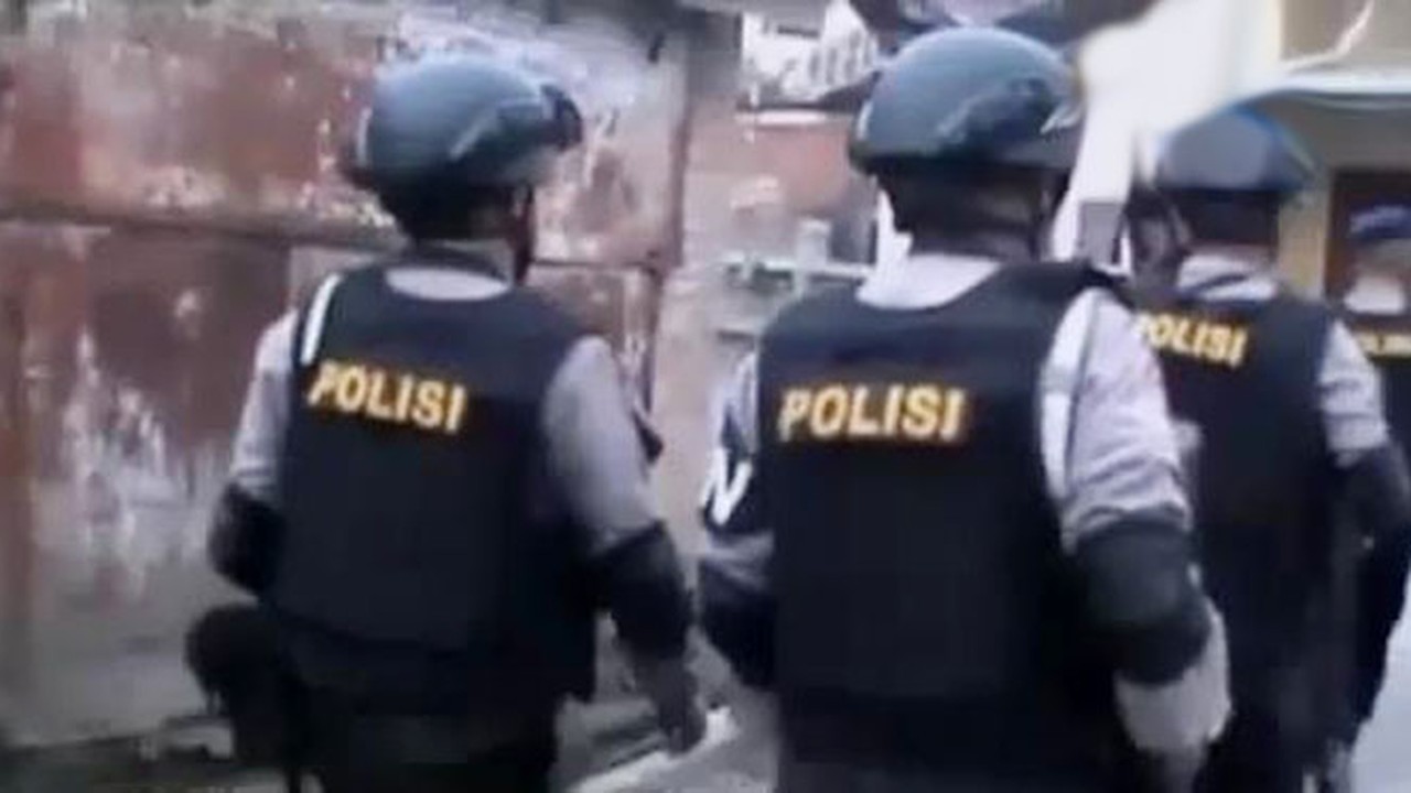 Streaming Polisi Reserse Narkotika Jambi Dikeroyok Keluarga Bandar Narkoba Vidio