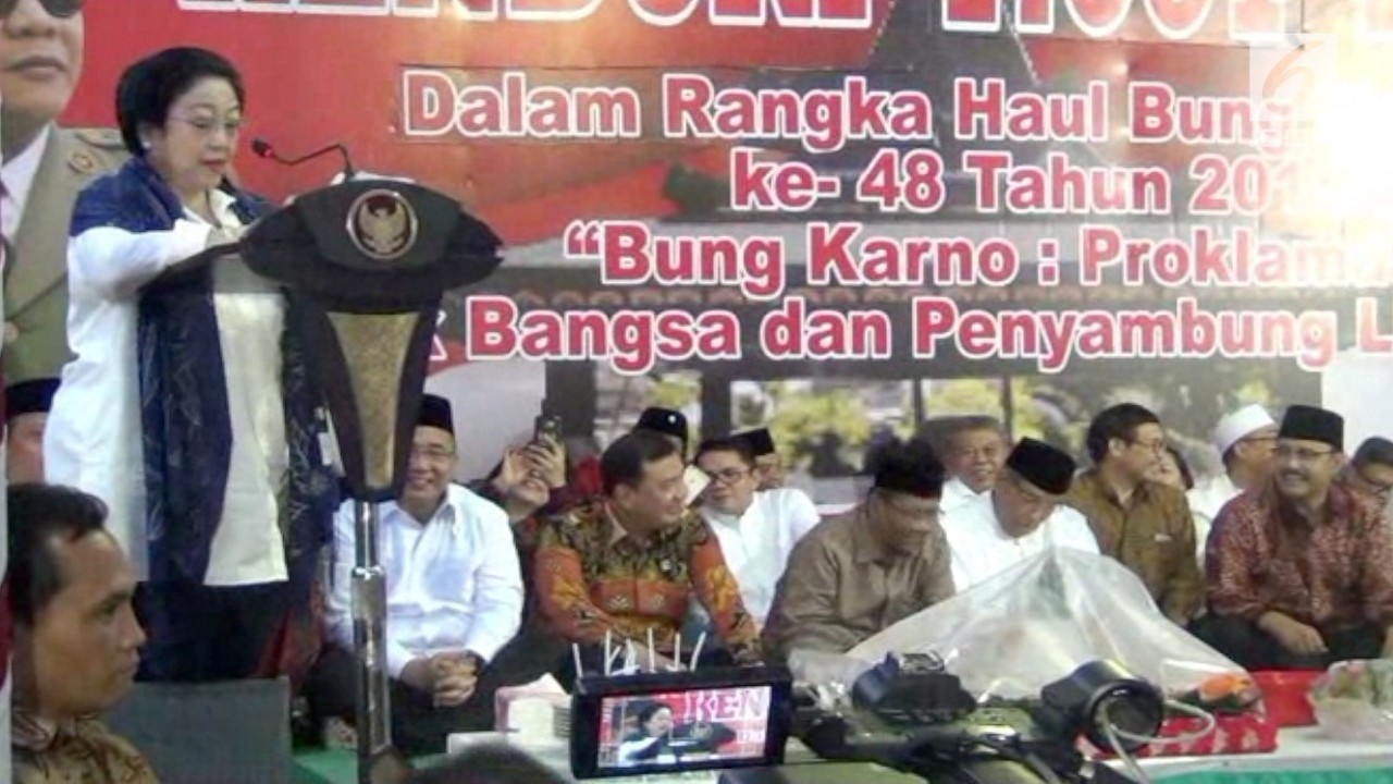9 Gambar Bung Karno Menangis Terbaru