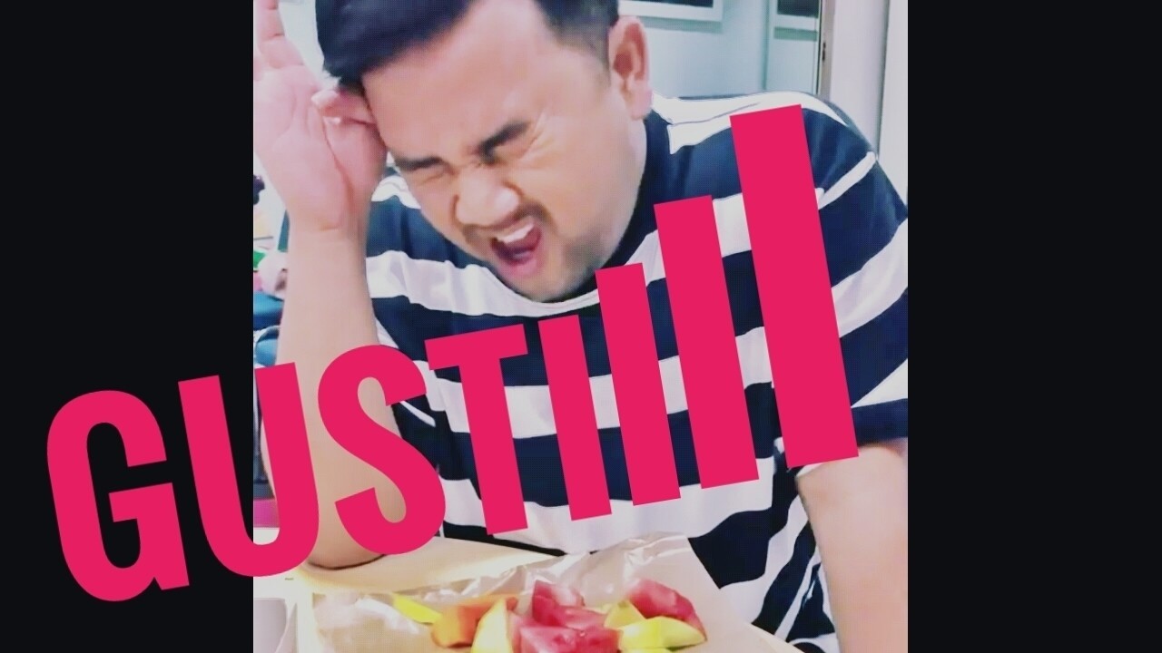 Ekpresi Konyol Orang Makan Rujak Vidiocom