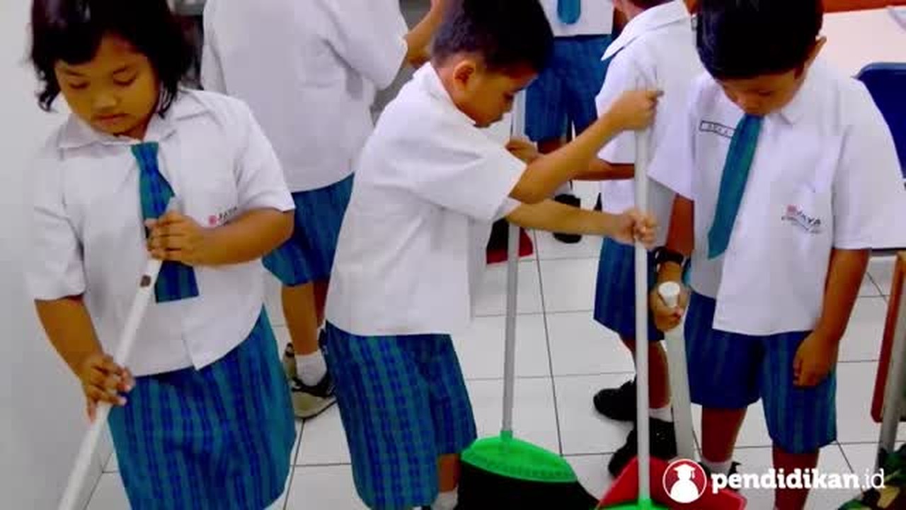 Streaming Pendidikan Kebersihan Lingkungan untuk Anak-anak ...