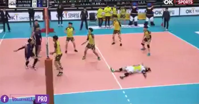 Pemain Bola Voli Dari Planet Lain