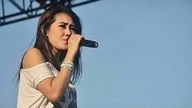 Banyu Langit Via Vallen Full Dangdut 2017 Vidio Com