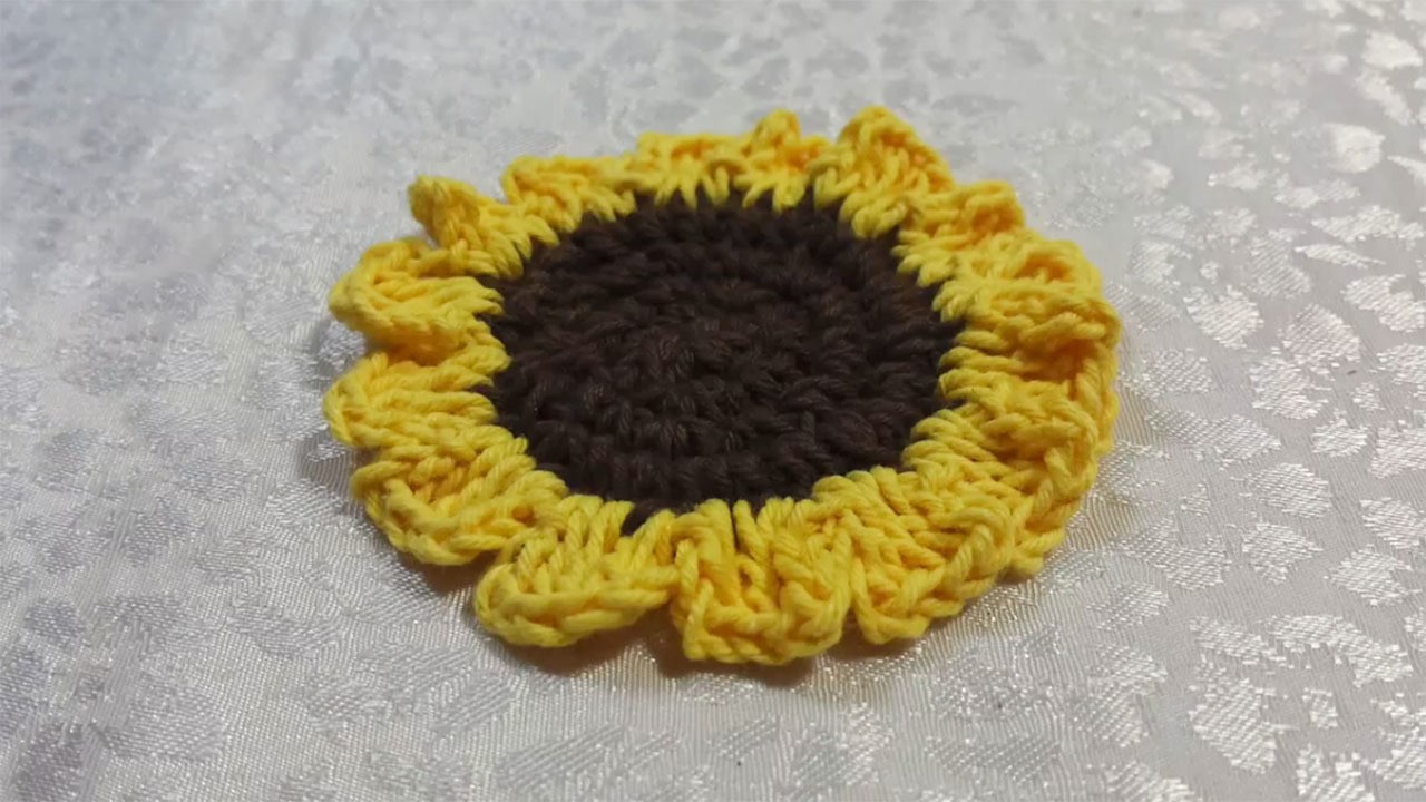 Streaming Cara Merajut Bros Bunga Matahari - Vidio.com