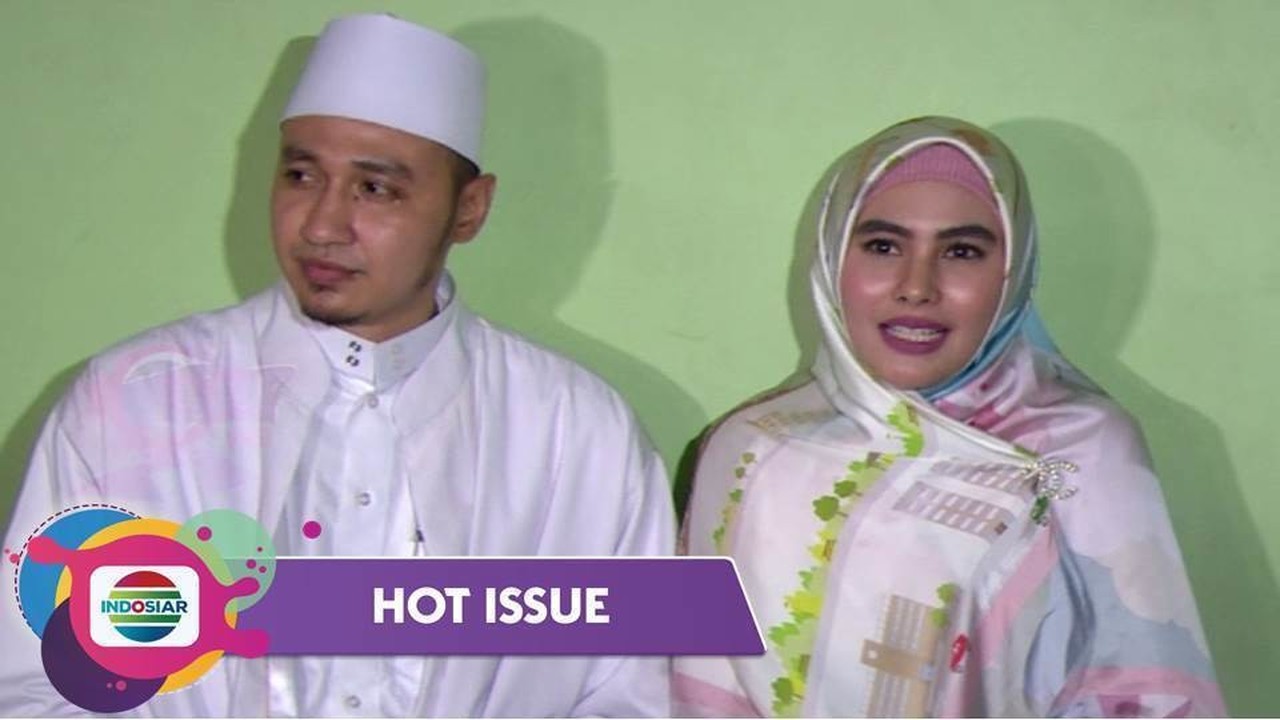 Streaming Hitam  Putih  Hijrah Cinta  Kartika Putri Hot 