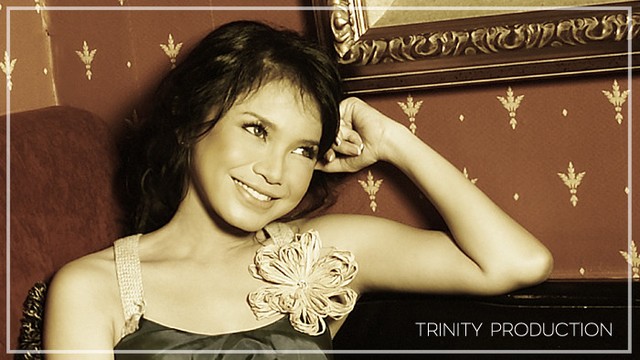 Streaming Rossa Perawan Cinta Official Video Clip Vidio Com
