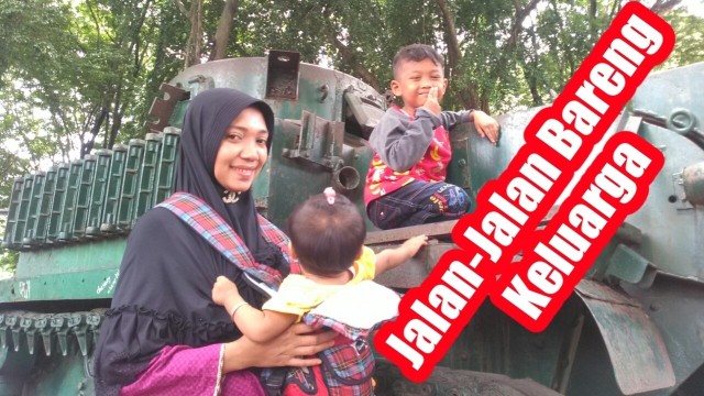 Family Time Jalan Bareng Keluarga Di Kota Nganjuk