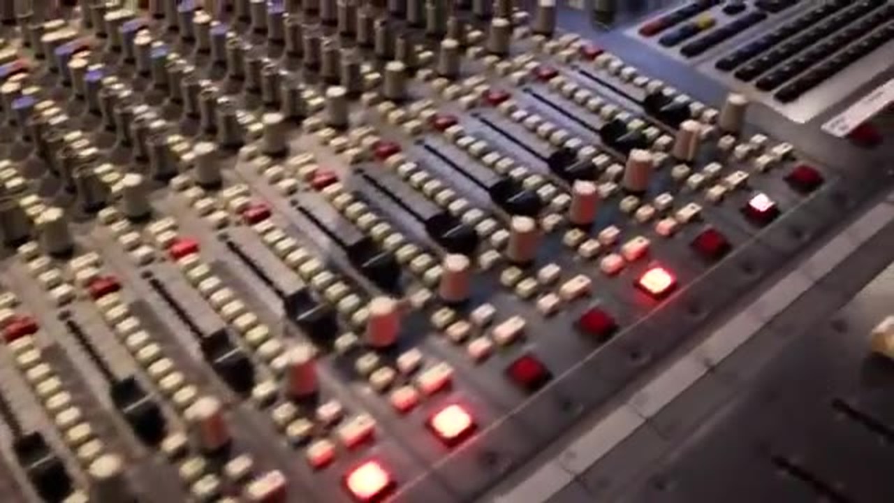Streaming Arkarna - Kebyar Kebyar (Official Video) - Vidio.com