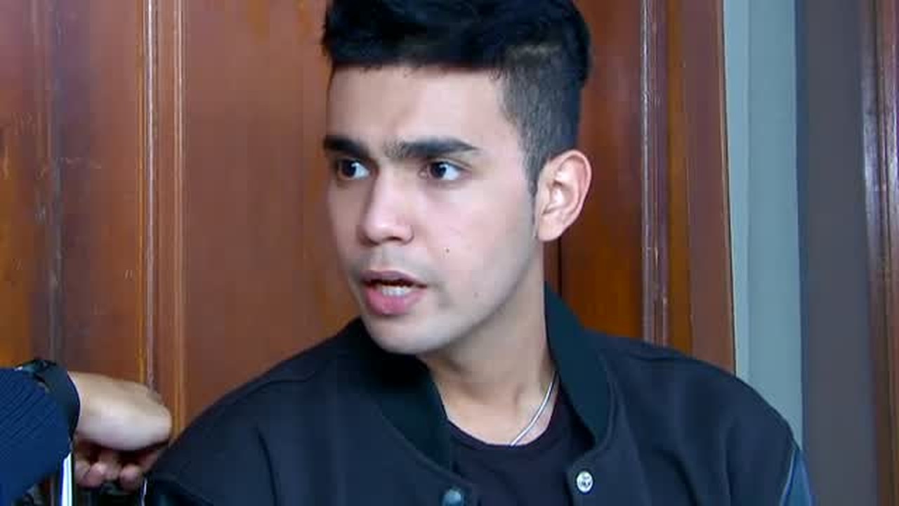 Streaming Ganteng Ganteng Serigala - Episode 325 - Vidio.com