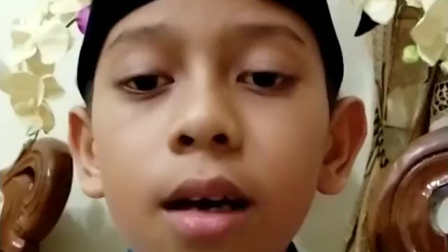  Ngaji  merdu ANAK  KECIL  menyentuh hati Vidio com