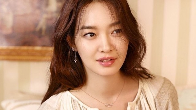 10 Artis Korea Selatan yang Paling Cantik 2019 (Peringkat ...