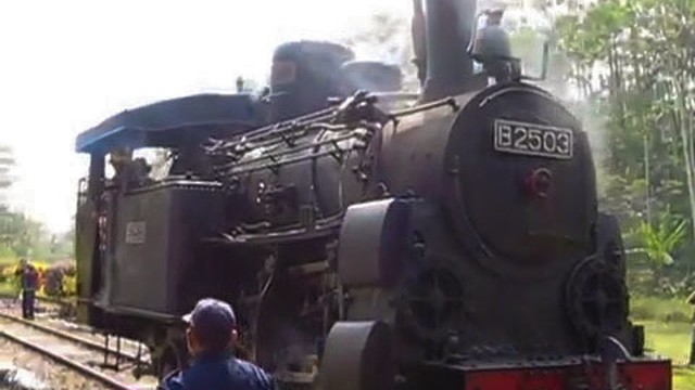Streaming Kereta Uap Lokomotif B2503 Museum Kereta Api Ambarawa