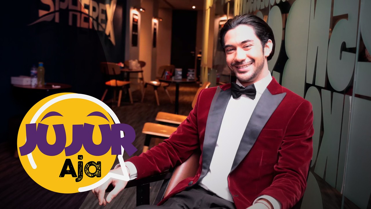 Foto Reza Rahadian Dan Istri : Setelah Foto Dicium dan Sebut Istri
