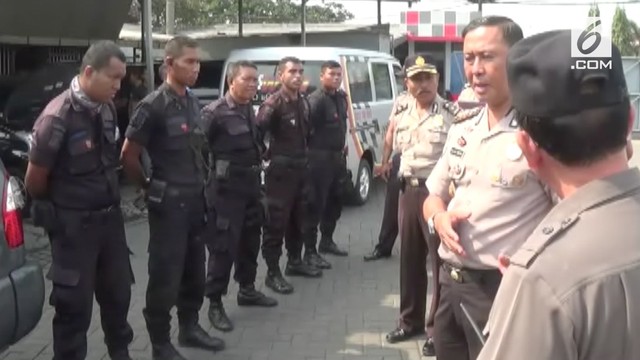  Seragam  Satpam Mirip Anggota Brimob  Begini Alasannya 