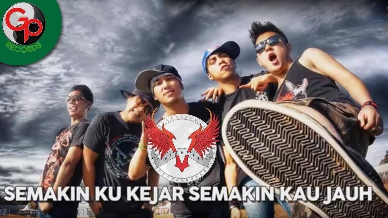 Streaming Five Minutes - Semakin Ku Kejar Semakin Kau Jauh (Lirik) | Vidio