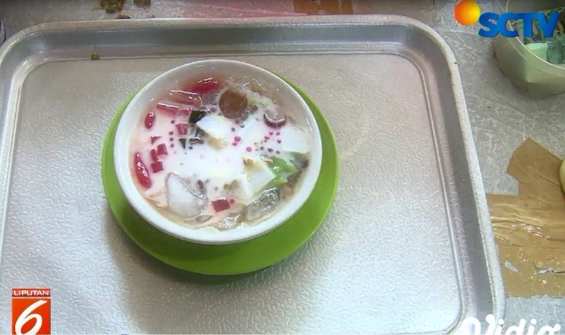 Streaming Es Campur Khas Pontianak Menu Berbuka Yang Segar Dan Bernutrisi Liputan 6 Siang Vidio Com