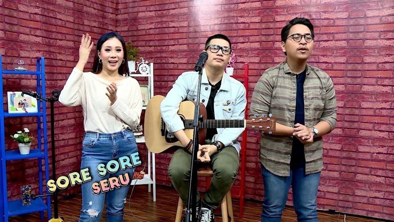 Streaming Bona Nyanyi Asik bareng Dhiyah & Nathan! SORE SORE SERU