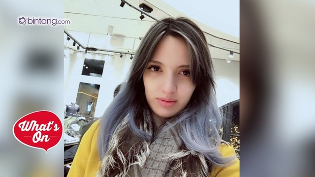 Netizen Kaget dengan Tato  di Punggung Nia Ramadhani 