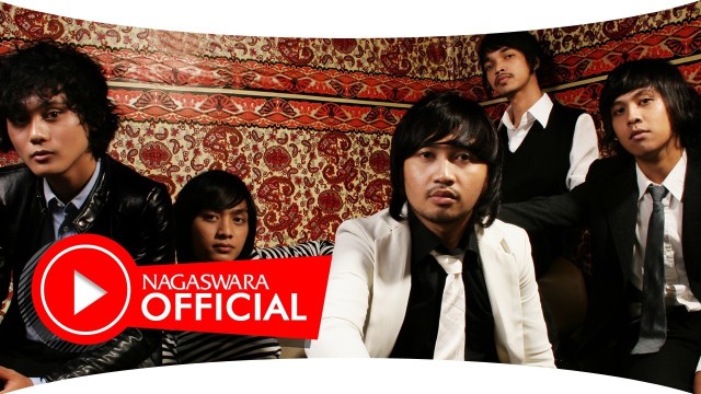 Streaming Hello Band Dua Cincin Official Music Video Nagaswara Vidio Com Diantara bintang composed by : hello band dua cincin official music video nagaswara