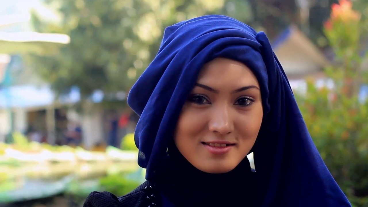 Streaming Hijab Tutorial Square Scarf For Party - Vidio.com