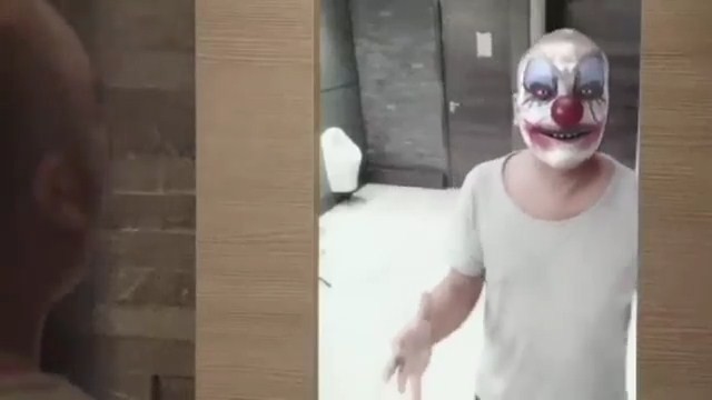 530+ Hantu Cermin Seram Gratis