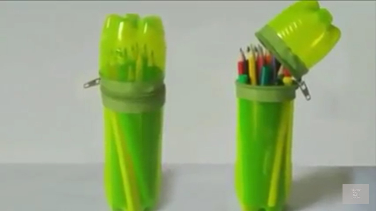Tempat Pensil Kerajinan  Tangan  Dari  Botol  Plastik  Bekas  