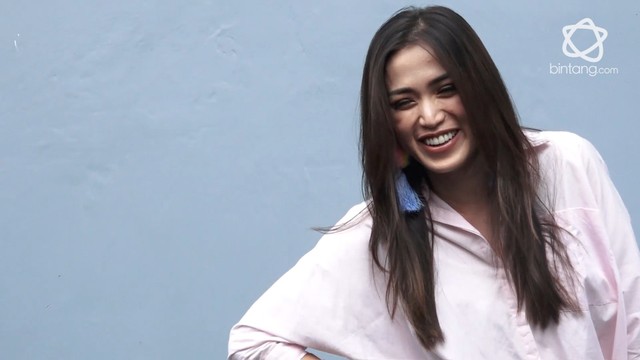 Https Www Vidio Com Watch 837594 Masjid Istiqlal Sembelih Hewan Kurban Setelah Salat Asar Https Cdn Production Thumbor Vidio Akamaized Net Fwdgxygrh7jyuhyd8cpve11inwy 640x360 Filters Quality 90 Vidio Web Prod Video Uploads Video Image