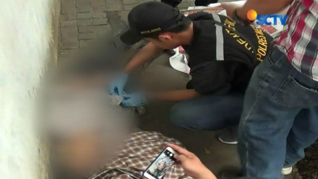 Streaming Pengemis  Tewas di  Pinggir  Jalan  Kantongi Uang 