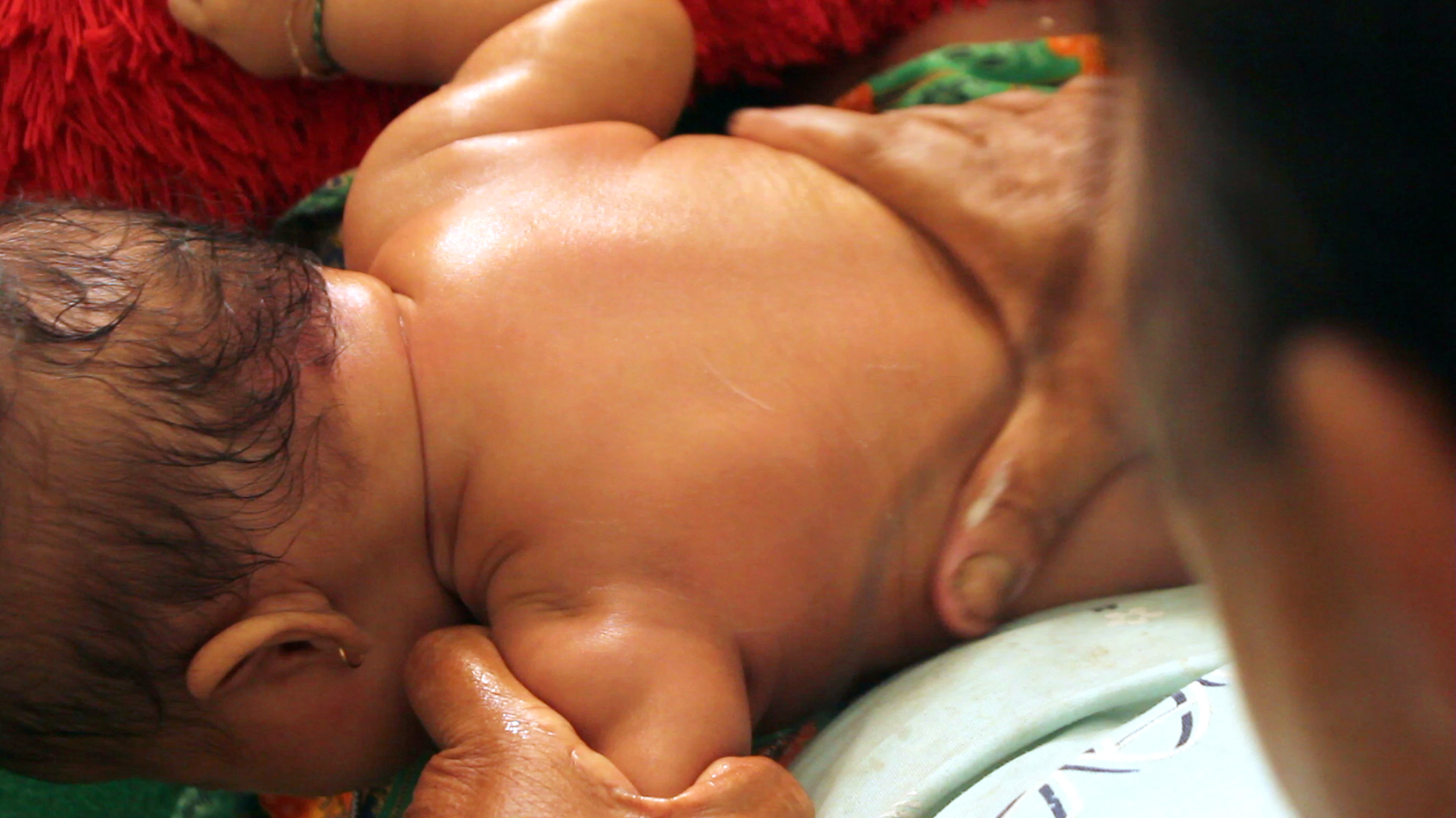 Streaming Pijat Bayi Lucu Umur 2 Bulan Baby Massage Infant Massage Pijat Tradisional Vidio Com