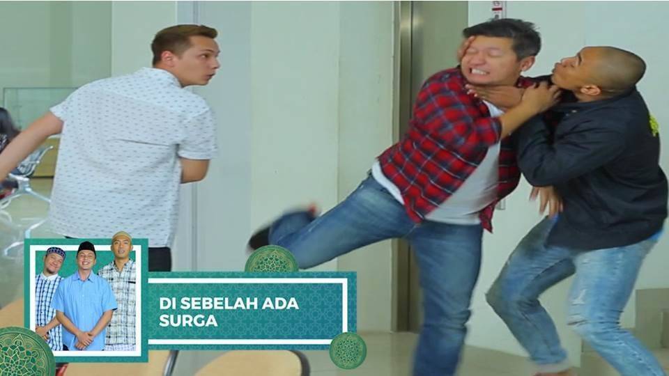 Nonton Sinetron Di Sebelah Ada Surga Episode 1 Vidio