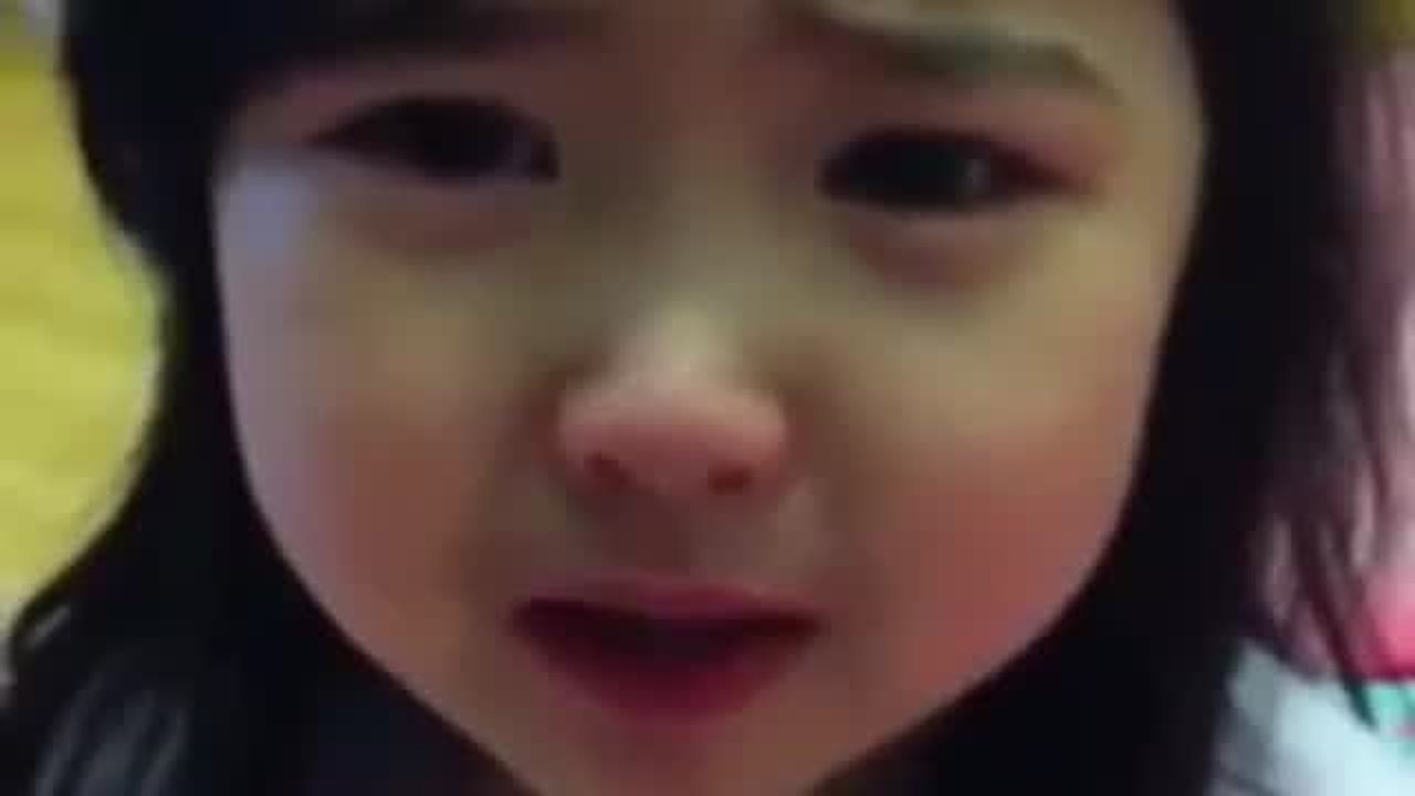 Streaming Lagi Nangis Aja Lucu