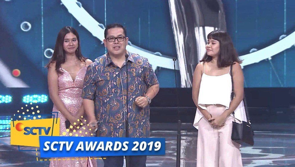 Streaming Cinta Cowok Tukang Bakmie Gayanya Selangit Ftv Paling Ngetop Sctv Awards 2019 Vidio Com
