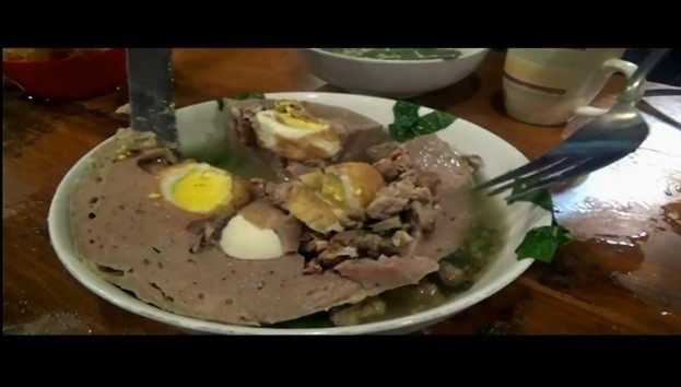 Streaming Sensasi Makan Bakso Berukuran Raksasa Liputan6 Petang Vidio Com