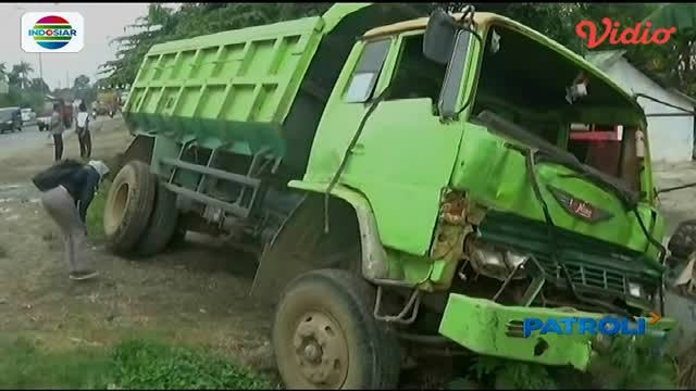 870 Koleksi Gambar Mobil Truk Kecelakaan Terbaru